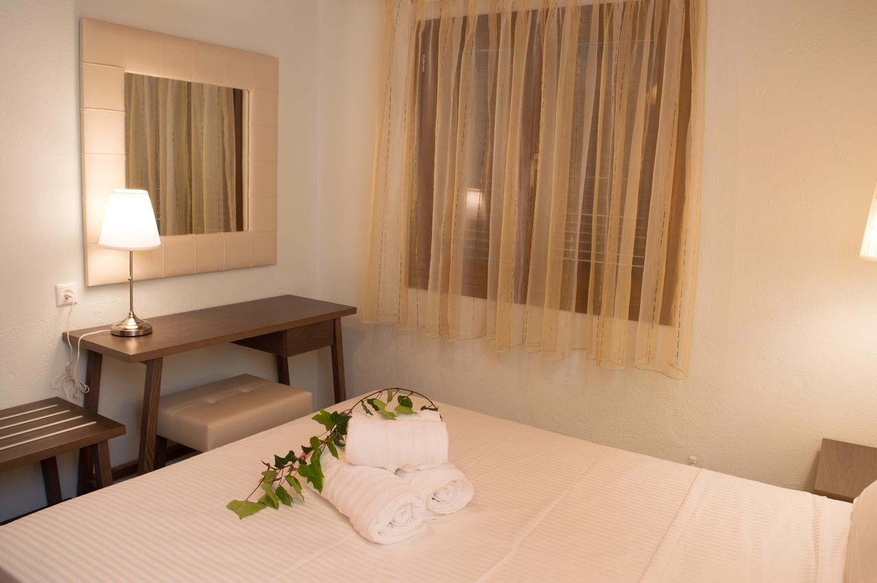 Aegialis Apartments Vourvourou Bagian luar foto