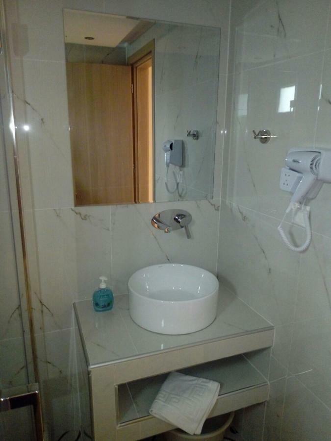 Aegialis Apartments Vourvourou Bagian luar foto
